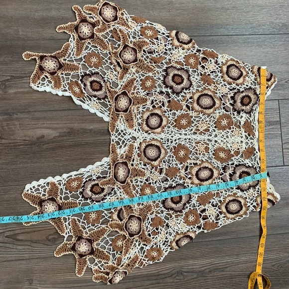 Women Top - Picture 5 of 5